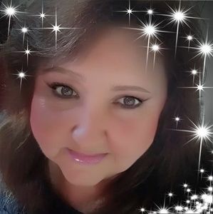 Meet your Posher, Vicki